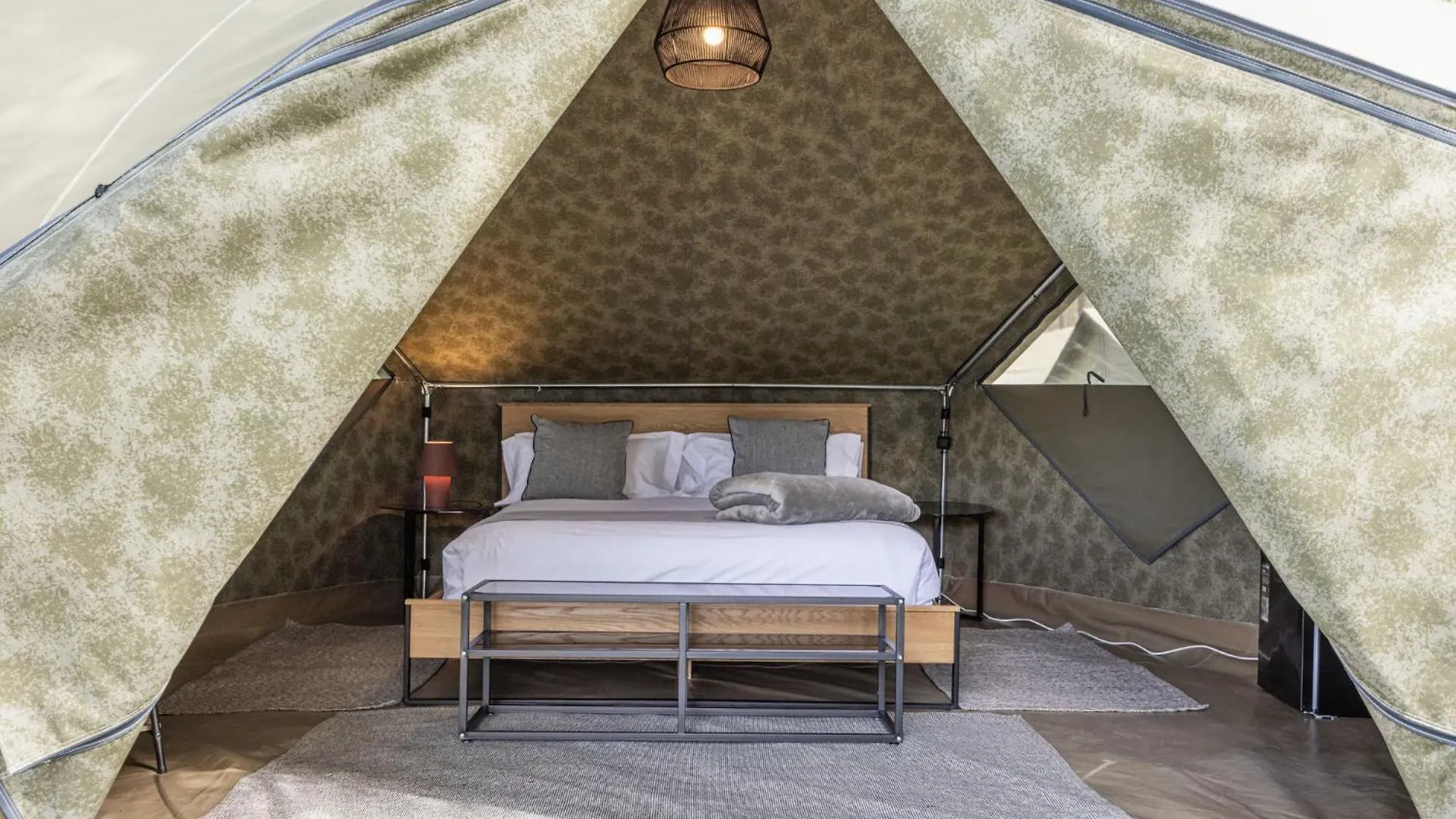 Kemping Hotel Basecamps Cerdanya Caixans