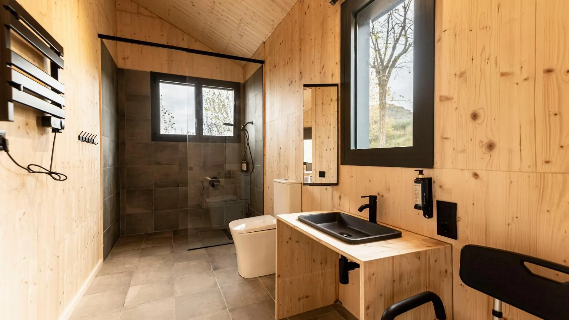 Basecamps Cerdanya Hotel Caixans